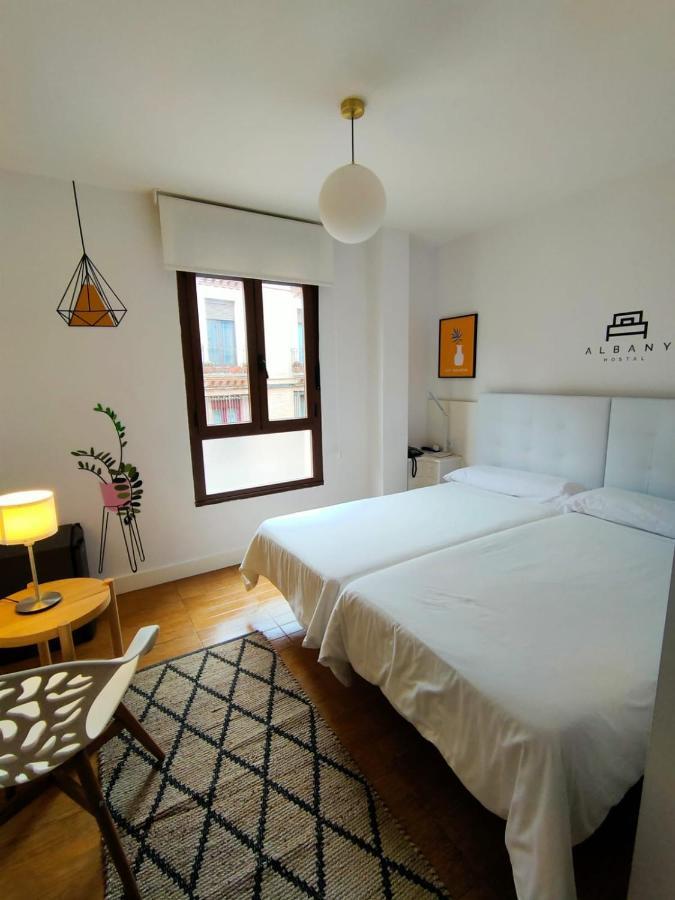 Hostal Misericordia Leon Exterior photo
